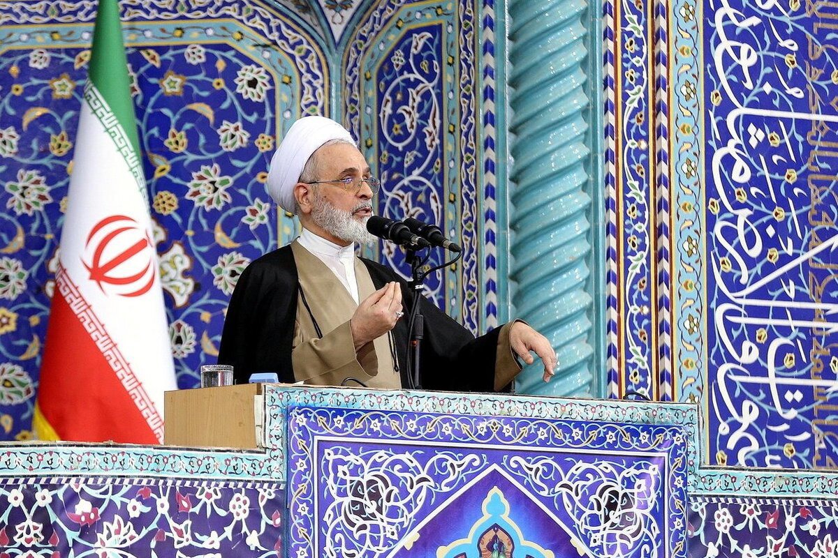 انتقام خون رهبر شهید حق قانونی ما است و این حق گرفته خواهد شد