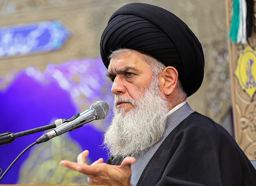 مومنی: تشییع رهبر شهید آغاز یک حرکت تاریخی در جهان اسلام است