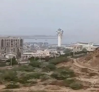 تصاویری از حمله مجدد دشمن آمریکایی به برج مراقبت دریایی چابهار