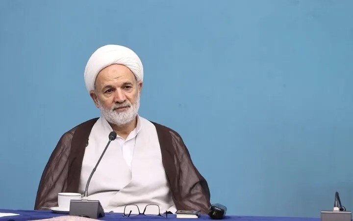 جبران ناترازی برق در کشور؛ با توسعه نیروگاه های خورشیدی و برق هسته ای