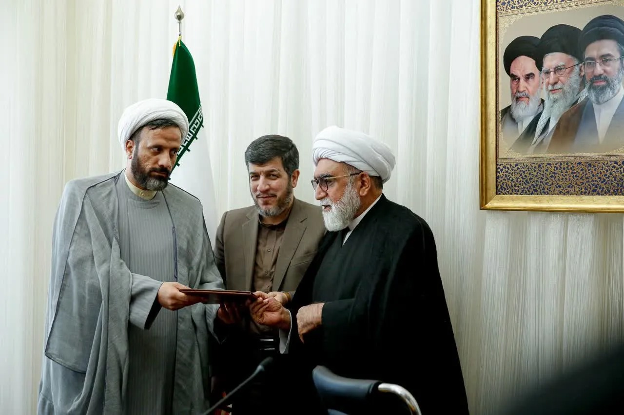 رئیس جدید دانشگاه رضوی معرفی شد