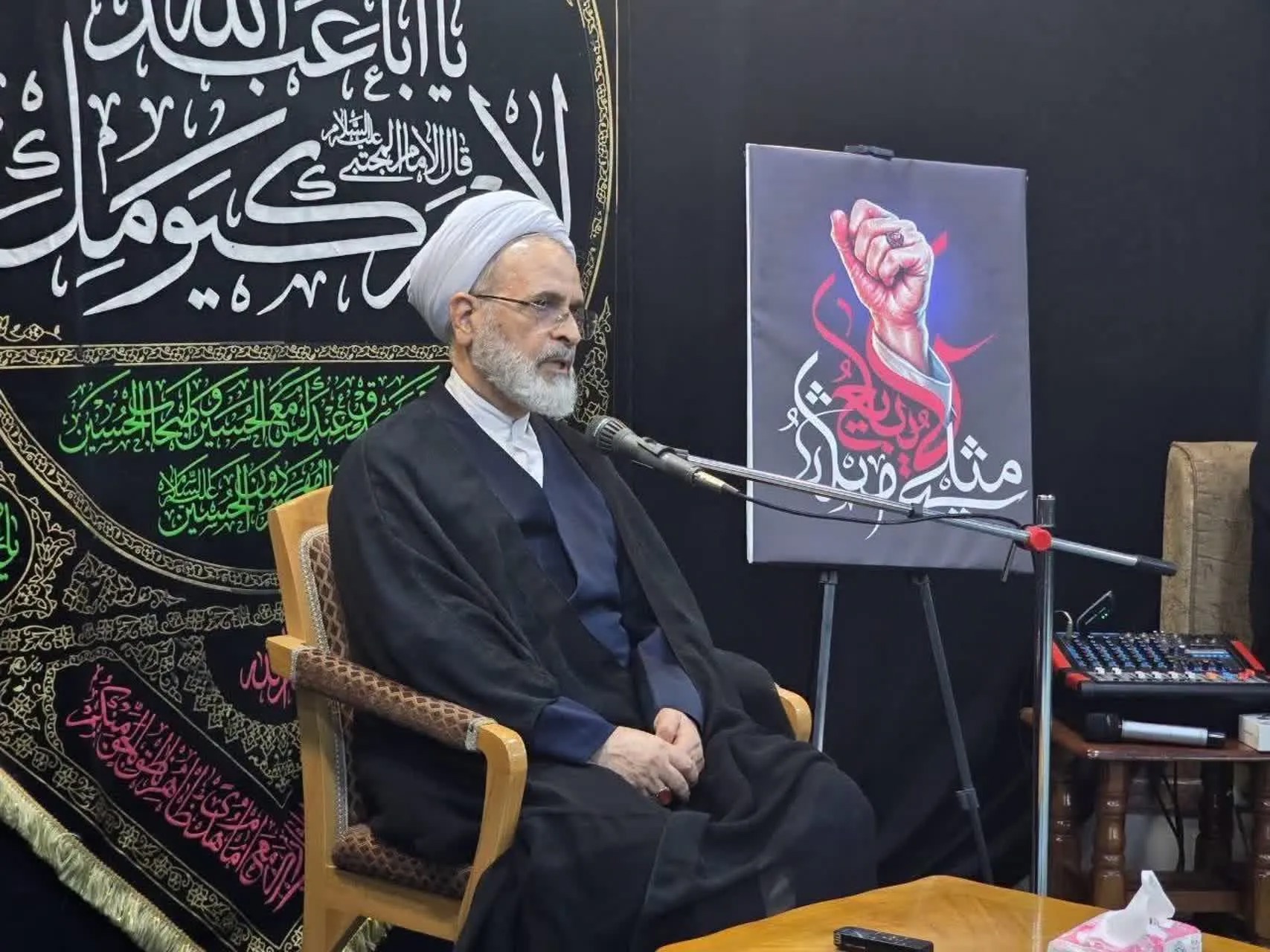 دیدار‌ آیت الله اعرافی با جمعی از اساتید حوزه علمیه نجف اشرف + عکس