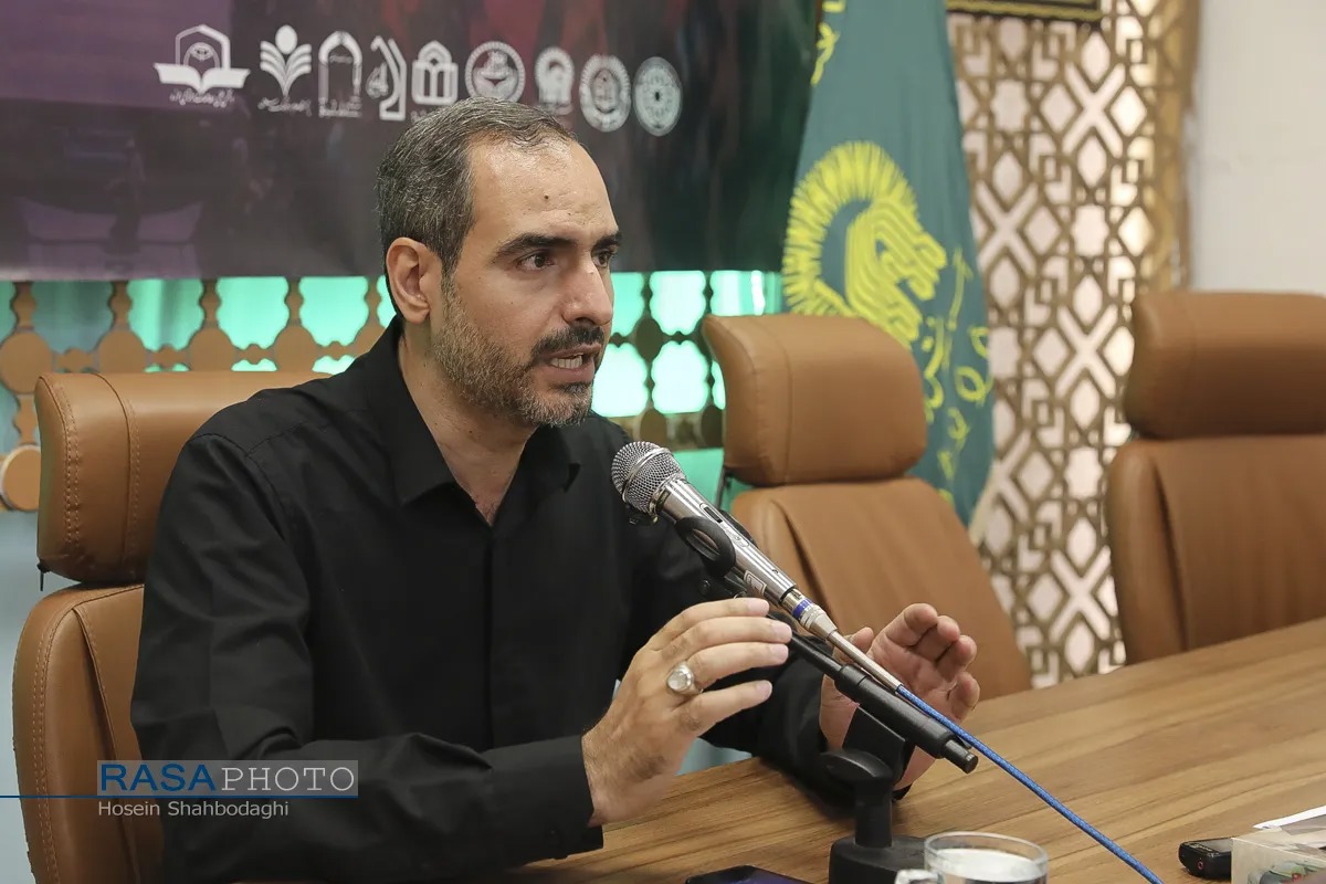 نشست رونمایی از مجموعه‌ی «بعثت خون»