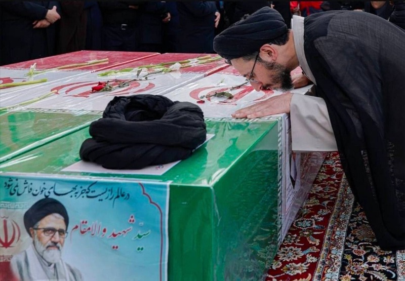 فرزند شهید خطیب: طلبی از جمهوری اسلامی نداریم