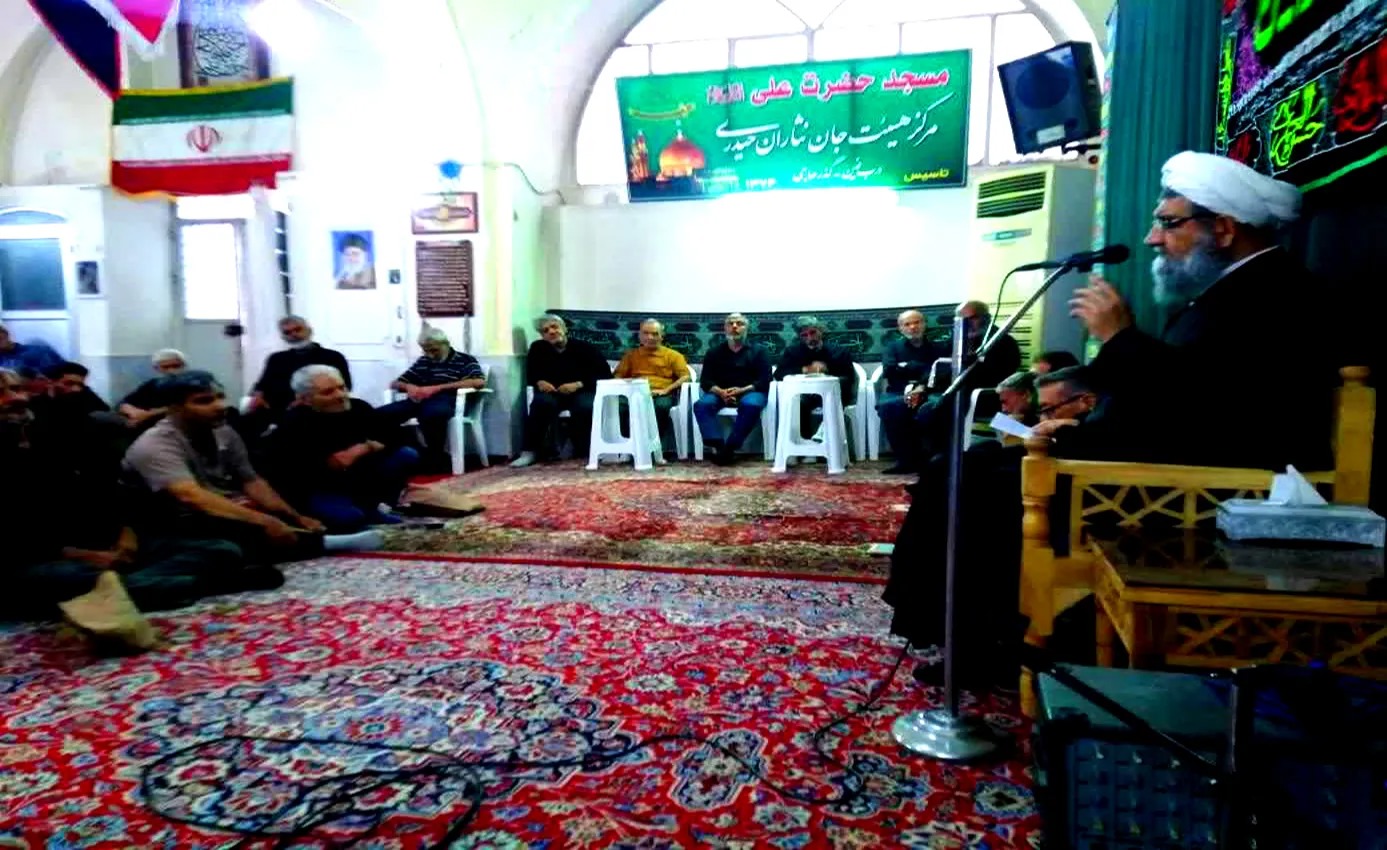 تکلیف دینی را نباید فصلی کرد