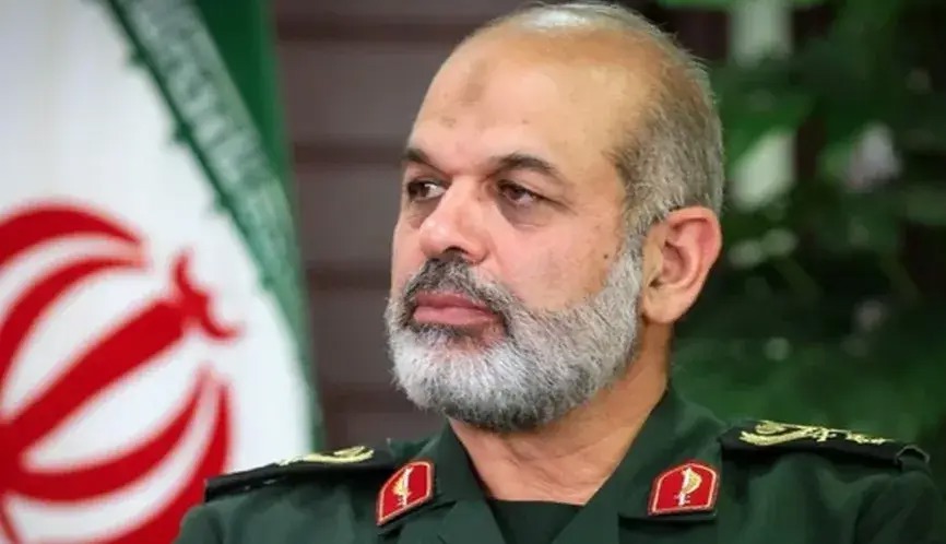 فرمانده کل سپاه: مسلح‌ترین ارتش تاریخ جهان را به زانو در آوردیم