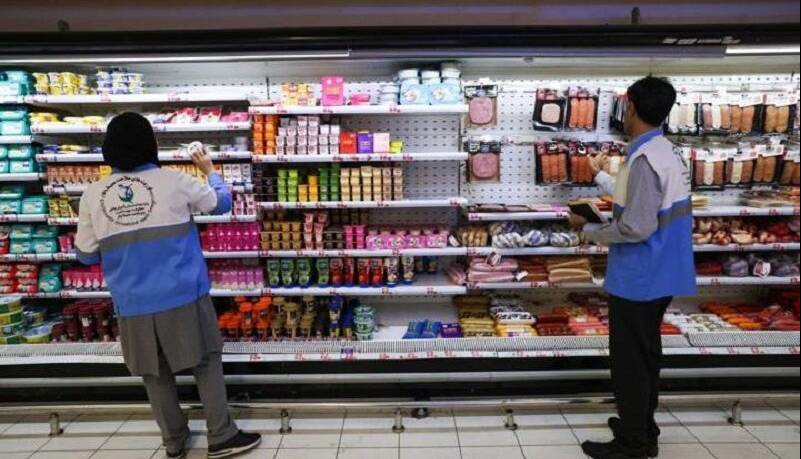 نظارت و بازرسی مستمر از بازار قم با جدیت ادامه دارد