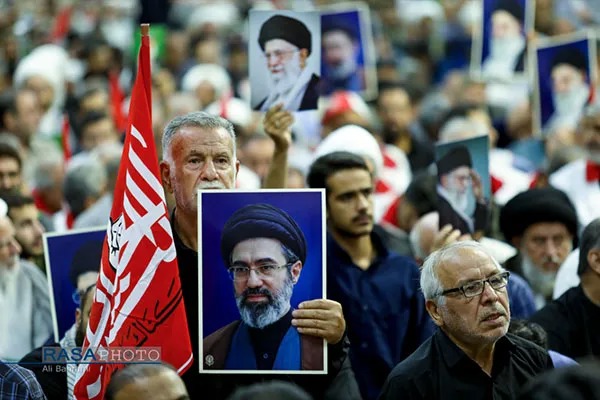 گزارش میدانی | قم در سوگ قائد شهید؛ آیین چهلم در حرم بانوی کرامت
