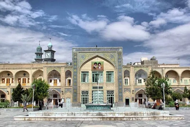 آغاز انتخاب درس سطوح عالی و خارج حوزه قم/مشروط شدن خدمات به حضور مستمر
