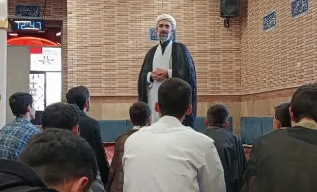 تأکید معاون تهذیب حوزه علمیه بر رعایت اخلاق و ادب طلاب