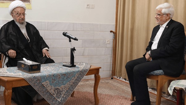 آیت‌الله مکارم شیرازی: دولت کنترل قیمت‌ها را جدی بگیرد