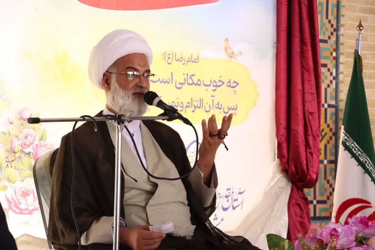با ایستادگی در میادین، ترامپ را به زانو در می‌آوریم