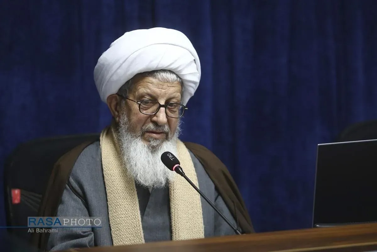 اعلام برنامه دروس آیت‌الله احمدی فقیه یزدی