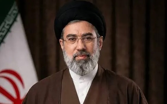 مروری بر جایگاه و نقش مردم در نگاه رهبر معظم انقلاب