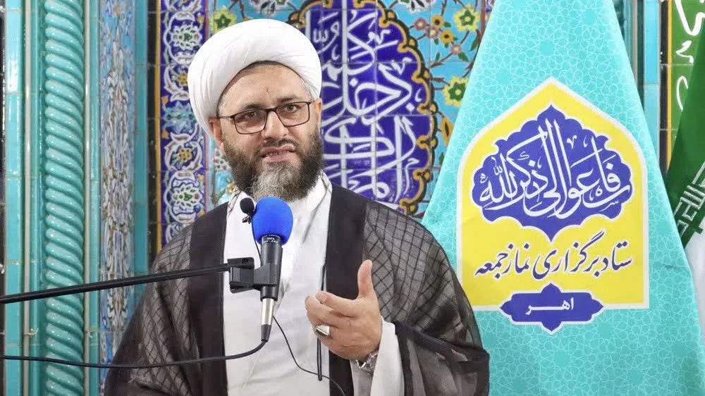 وحدت، تبعیت از رهبری و مقاومت؛ راهبرد مقابله با تهدیدهای امروز