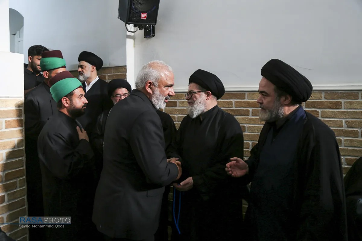 مراسم وداع با پیکر مرحوم حضرت آیت الله شبیری زنجانی