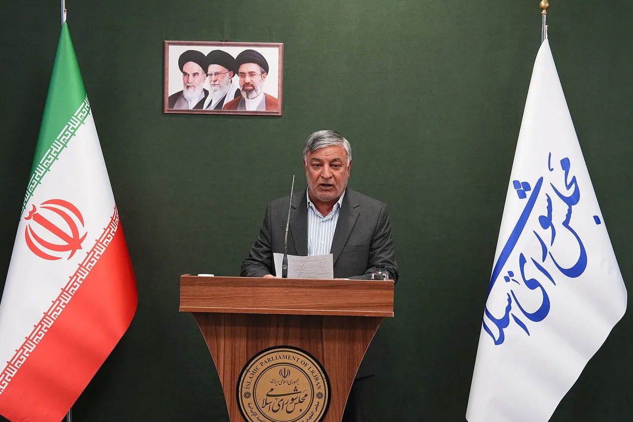 دکترین پدافندی کشور باید بازنگری شود