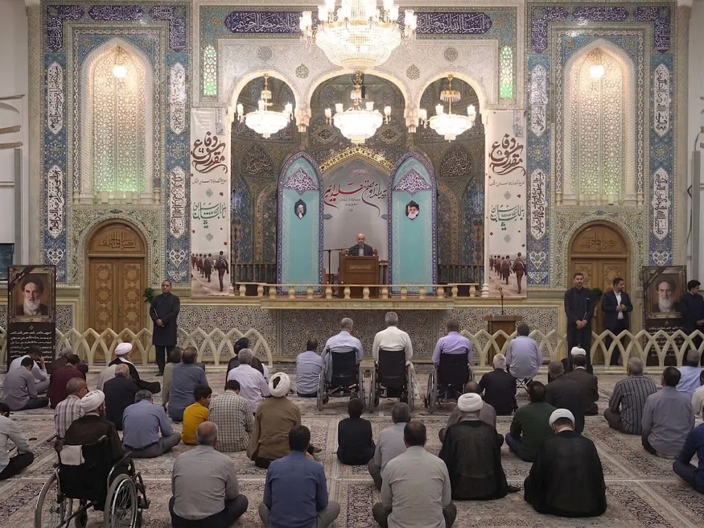 مراسم بزرگداشت آیت‌الله‌ شبیری زنجانی در حرم بانوی کرامت برگزار شد