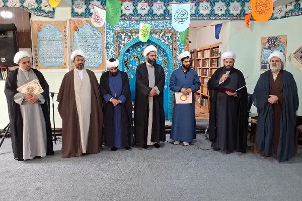 مدیر جدید مدرسه علمیه امام خامنه‌ای اردل معرفی شد+ عکس