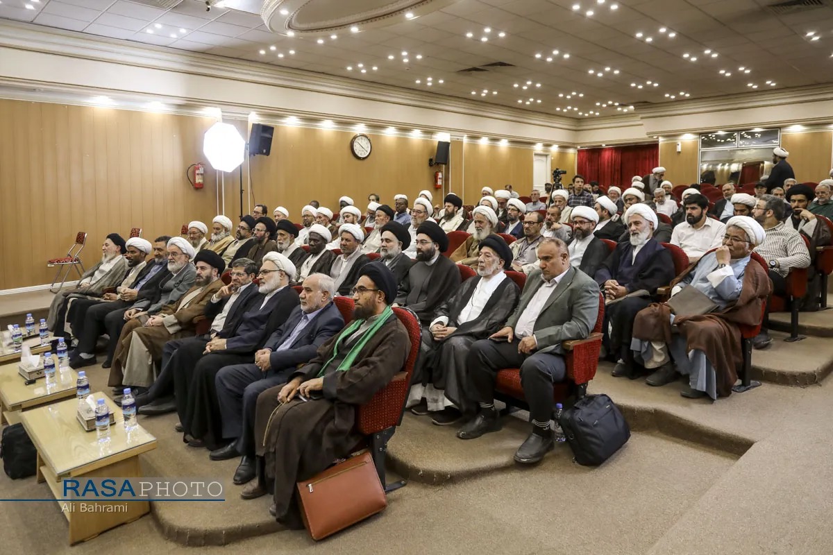 آیین رونمایی از کتاب «فقیهی از کربلا»