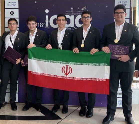 پزشکیان: نباید بگذاریم قهرمانانی که برای این مملکت مدال می آورند درگیر مشکلات معیشتی شوند