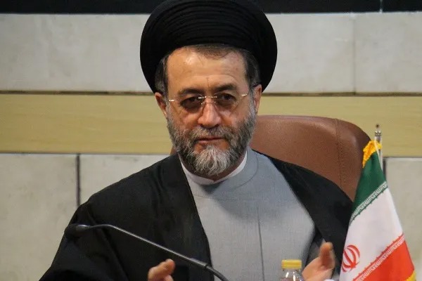 مقابله با آسیب های اجتماعی را باید از مدارس شروع کرد