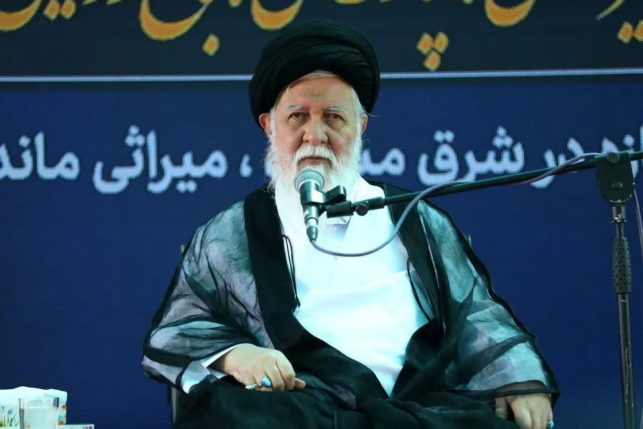 در جنگ ترکیبی دشمن، کار و آبادانی ادامه دارد