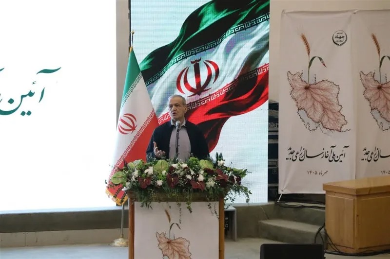 نباید در برابر قلدری‌ها و زورگویی‌ها سر خم کنیم