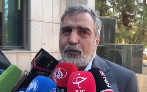 سخنگوی سازمان انرژی اتمی: منافع ملی را از طریق دیپلماسی یا در صحنه‌های نبرد پیگیری خواهیم کرد