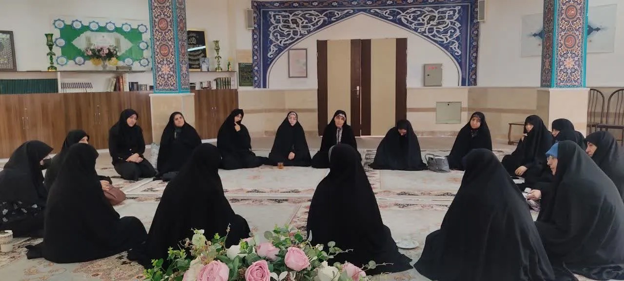 برگزاری نشست «حکمت علوی» با محوریت بصیرت در فتنه‌ها در مدرسه الزهرا شبستر