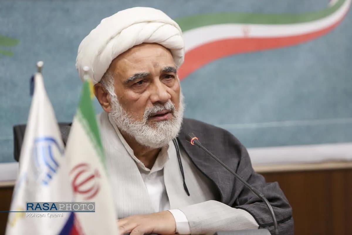 ادبیات پارلمانی، قانون‌گرایی و مسئولیت نمایندگی در شرایط بحرانی