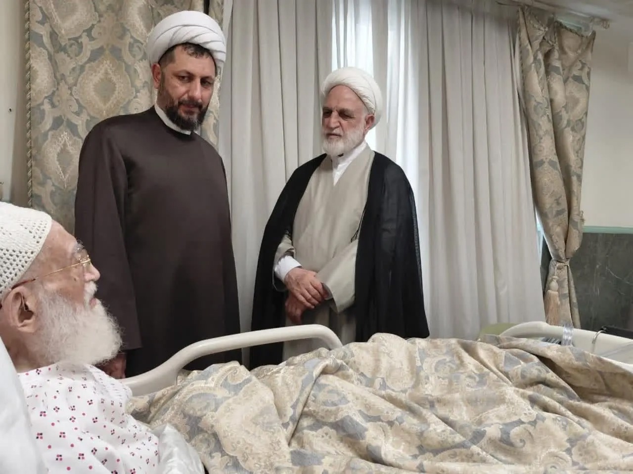 عیادت رییس قوه قضاییه از آیت‌الله نوری همدانی