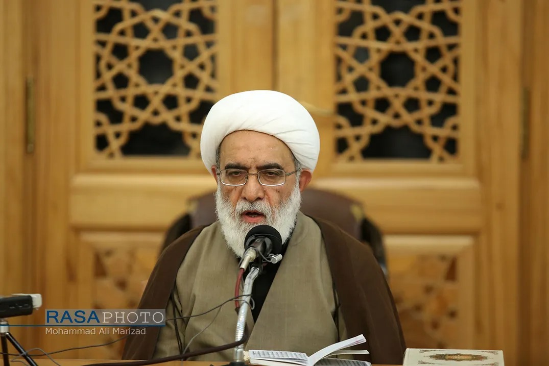 لزوم آمادگی طلاب برای دفاع از دین و ارزش‌های انقلاب/ تهذیب نفس، هدف اصلی تحصیل در حوزه
