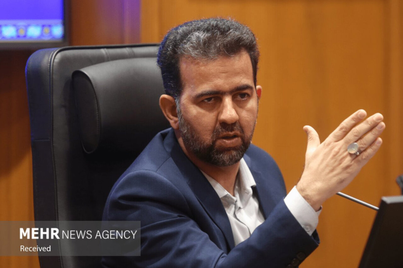 امراللهی:دولت جهت تأمین ناوگان حمل‌ونقل عمومی موانع واردات رابرطرف کند