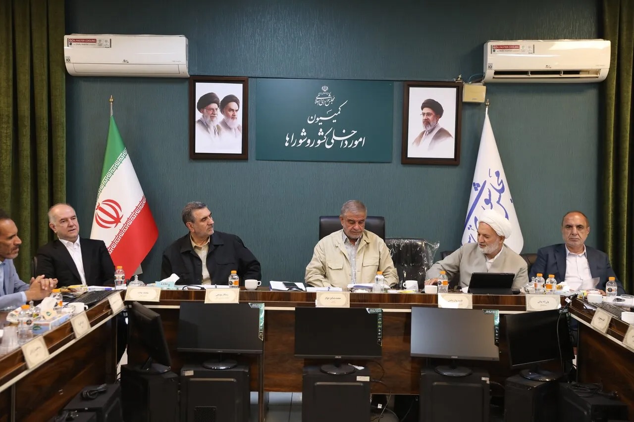 عملکرد مدیریت بحران در دوران جنگ روی میز کمیسیون امور داخلی کشور