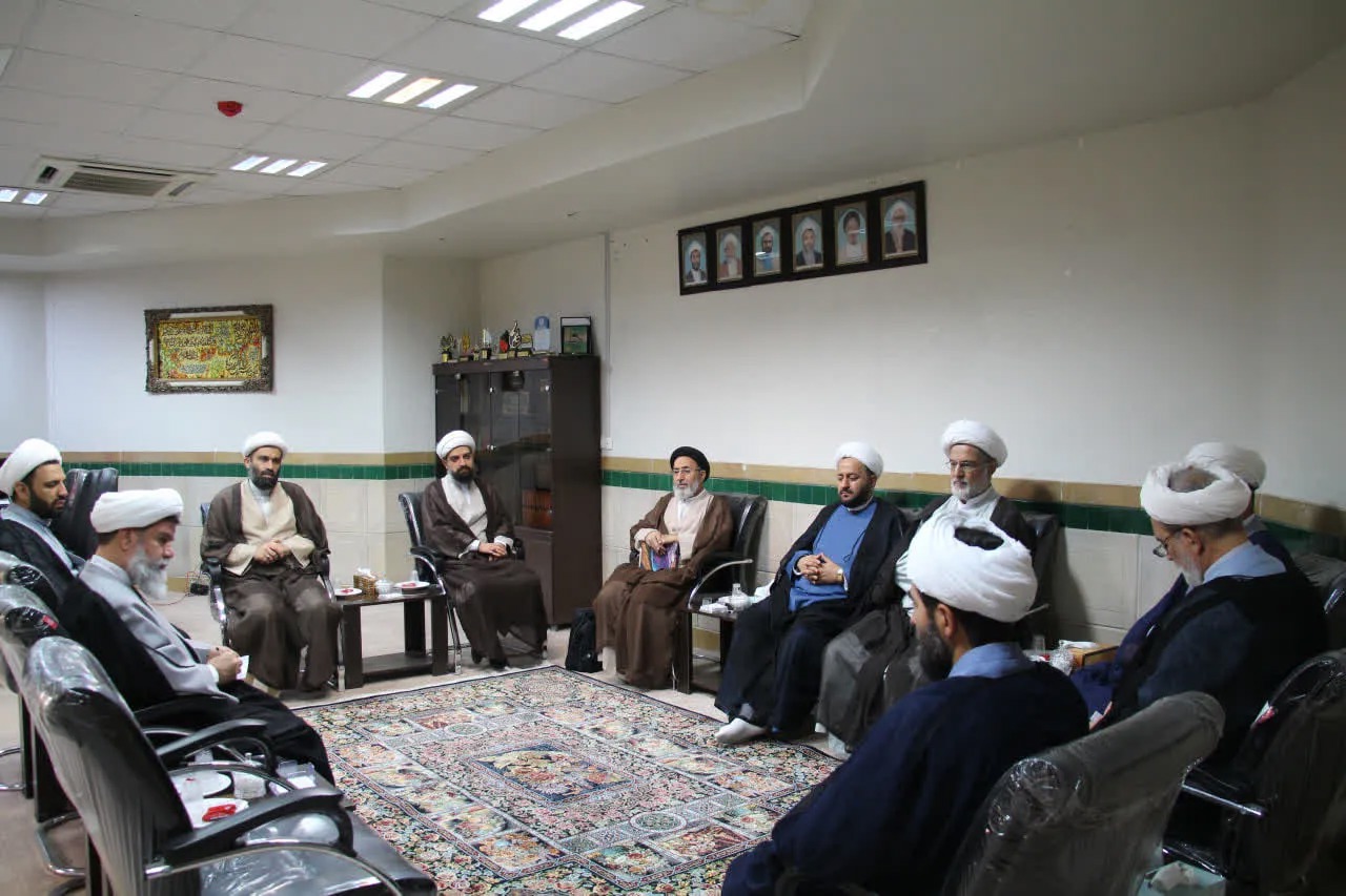 نشست هم‌افزایی مدیران مدارس سطوح عالی حوزه علمیه شیراز برگزار شد