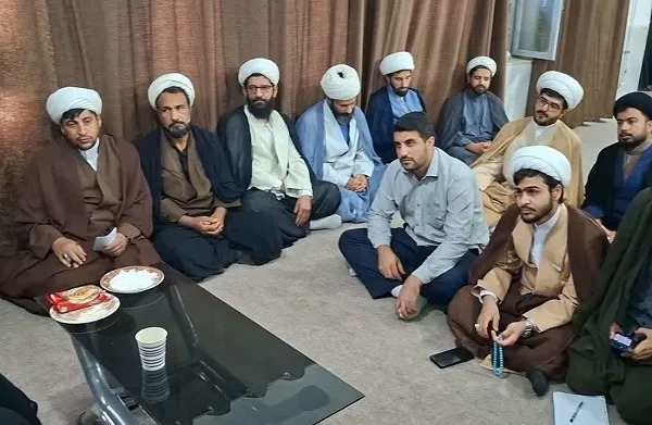 پیشگامی مدرسه علمیه نور آباد در پیوند رسالت حوزوی و خدمت رسانی جهادی