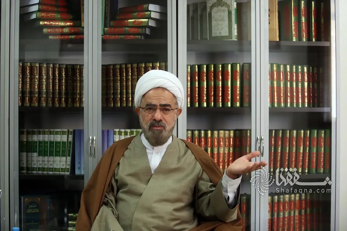 حوزه و دانشگاه برای تحقق حیات شایسته به الگوهای علمی و اخلاقی نیاز دارند