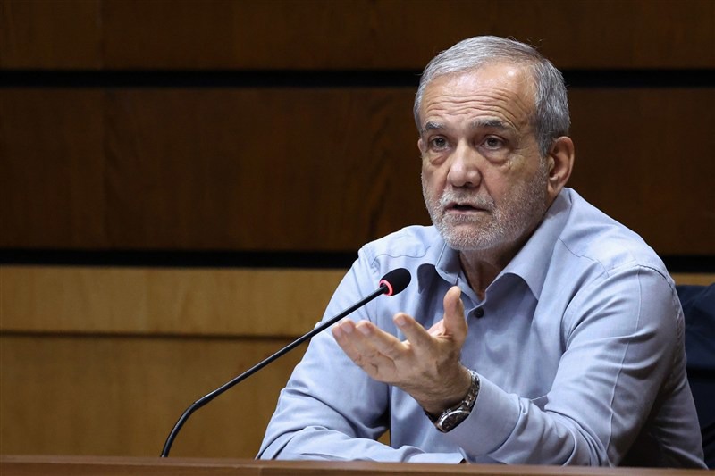 پزشکیان: دعوا کردن راه به جایی نمی‌برد؛ هرکس ادعای درستکاری دارد، این گوی و این میدان