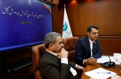 تدوین بسته جامع حمایتی سازمان منطقه آزاد کیش برای جهش کیفیت آموزش و ارتقای معیشت معلمان