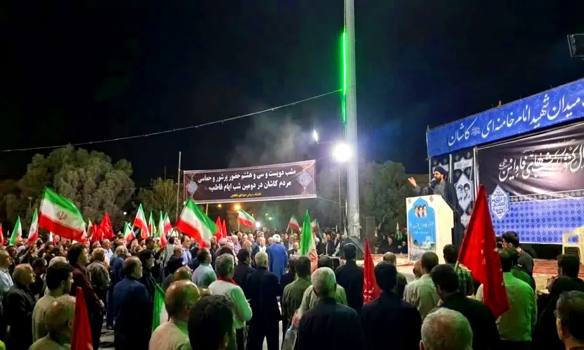 حضرت زهرا نقطه پرگار عالم برای خلقت است