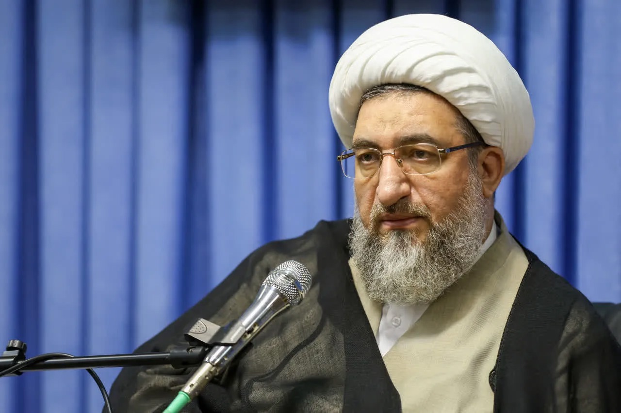معیار فعالیت‌های فرهنگی امتداد اجتماعی معارف قرآن و نهج‌البلاغه در خانواده‌هاست