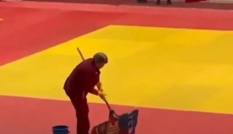 ویدئوی عجیب در کشتی بارسلونا را ناراحت کرد!