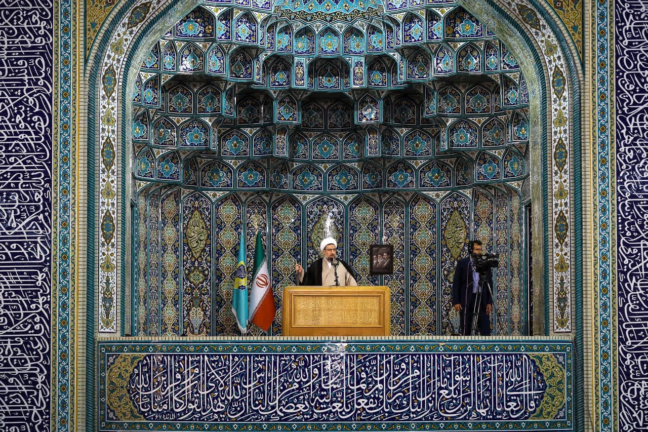 امنیتتان را به آمریکا نفروشید!/ صلح دائمی با گرگ صفتان امکان‌پذیر نیست