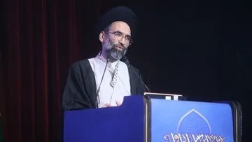 تاکید نماینده ولی فقیه در کاشان بر وظایف امامت جمعه
