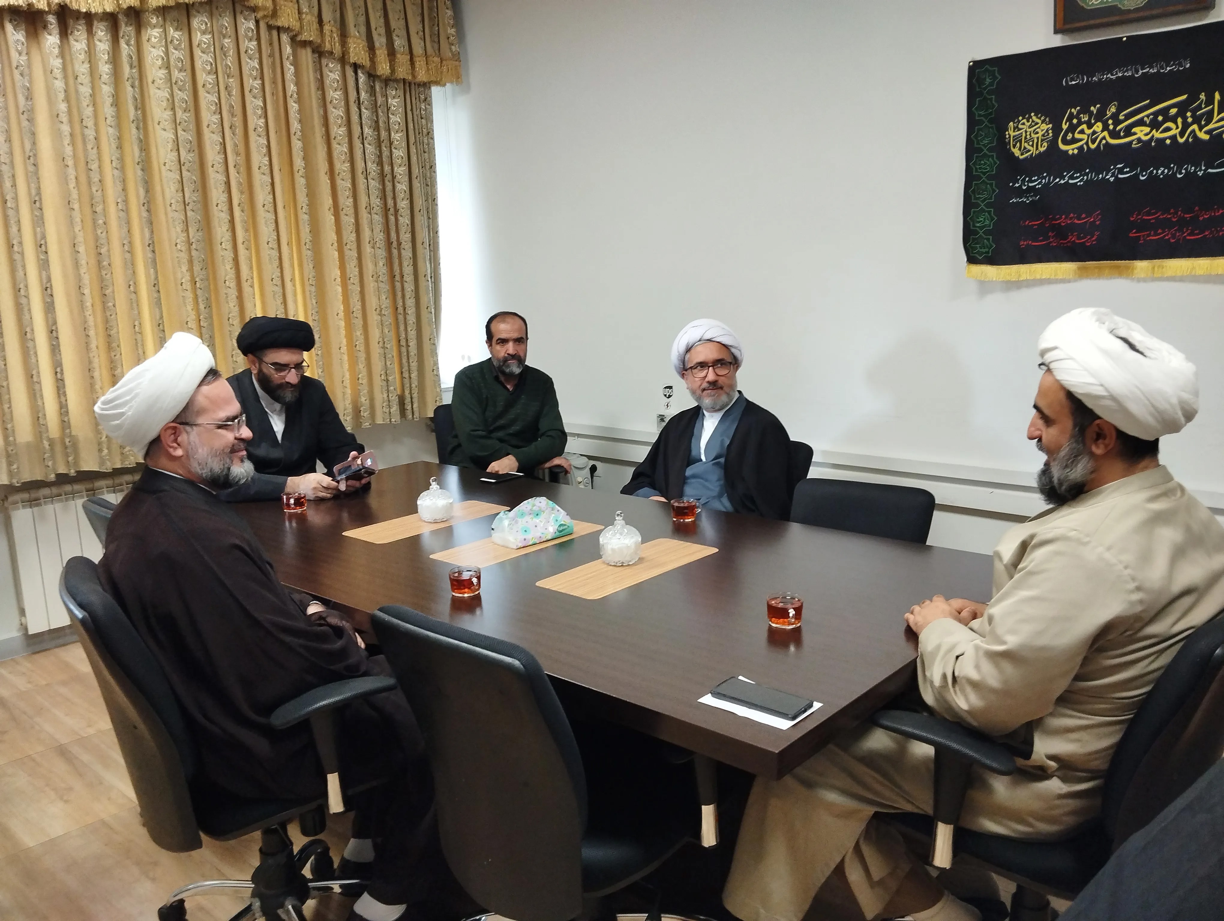 دیدار مسئول نهاد نمایندگی مقام معظم رهبری در دانشگاهها با مدیر حوزه علمیه آذربایجان شرقی